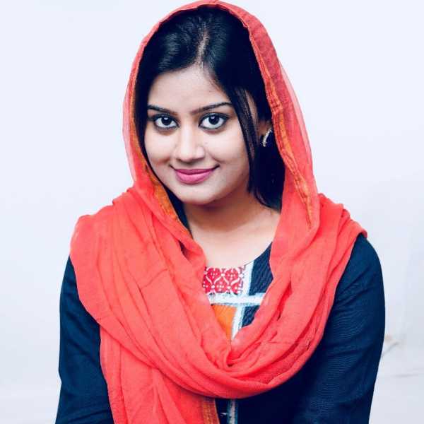 Ansiba Hassan Actress Photos, Images - BreezeMasti