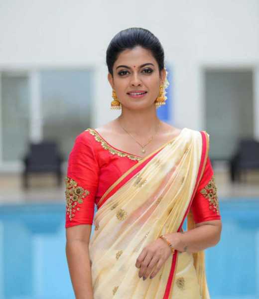 Anusree Nair Biography Age Wiki Movie List Photos - Breezemasti