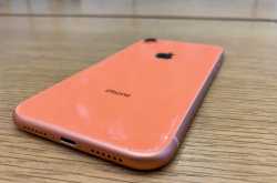 Apple Cuts iPhone XS and iPhone XR Production By Another 10 Percent for Q1, 2019