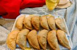 Apple Gujiya Recipe | How To Make Mawa-Apple Gujiya - The Food Funda