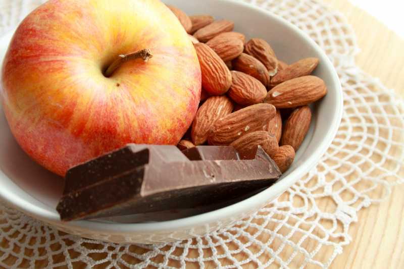 Are Almonds Good For Weight Loss? How Many Almonds Should You Eat In A Day? Is Eating Too Many Almonds Dangerous?