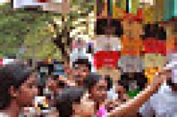 Arjun goes to Janpath