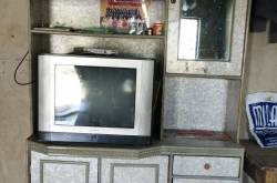 Arrival of a bookshelf