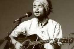 Art comes walking to the people.