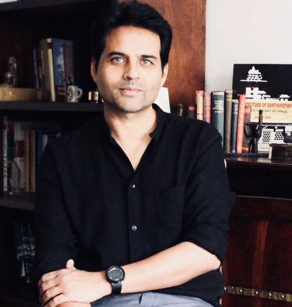 Ashish Jaiswal Talks About His New Book - Fluid - Anu Reviews