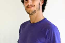 Asymmetry of Spontaneous and Deliberate Smiles