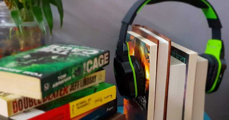 Audio Books Vs Classic Pages