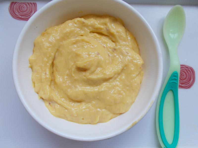 BABY FRIENDLY FIRST FOODS AND PUREES