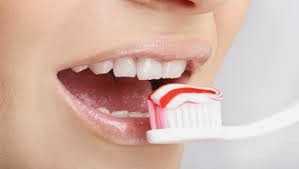 BLOGS4YOU: HAVE YOU EVER SEEN THE INGREDIENTS OF YOUR TOOTHPA...