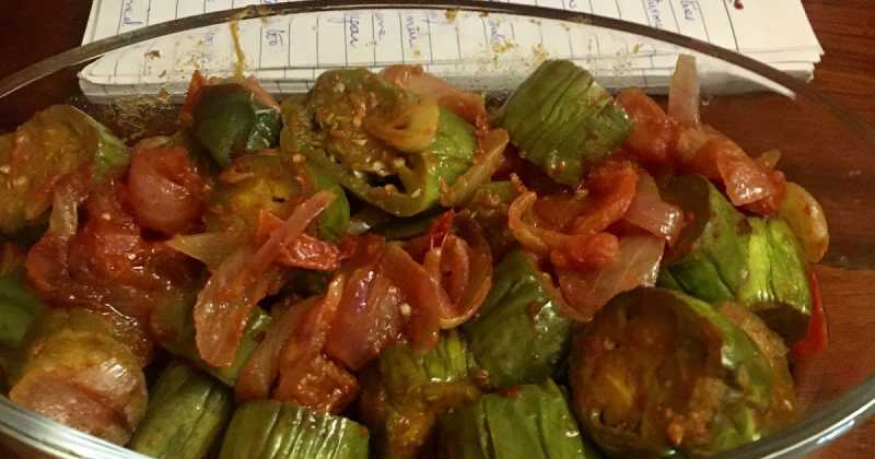 BRINJAL / EGGPLANT WITH TOMATOES 