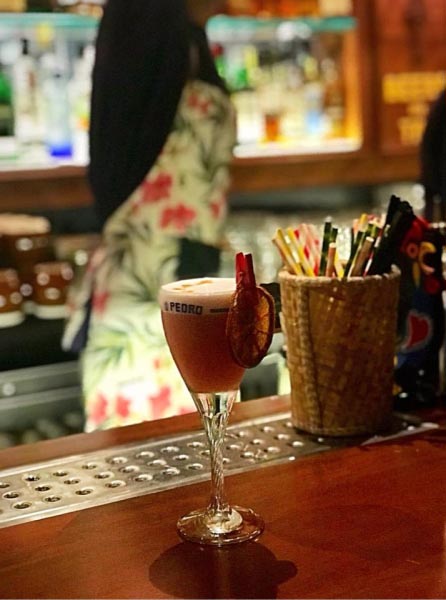 Back To The Table. O Pedro