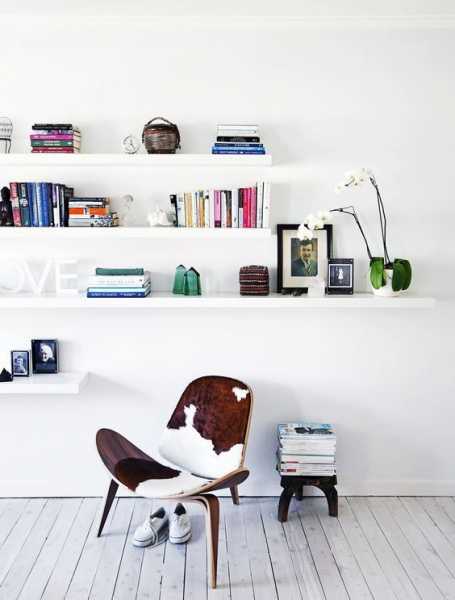 Balance Your Book Collection With Minimalistic Decor - Crimson April Blog