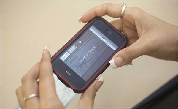 Bank Will Allow Customers To Deposit Checks By IPhone - New York Times