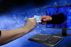 Bank of Maharashtra makes a village completely cashless