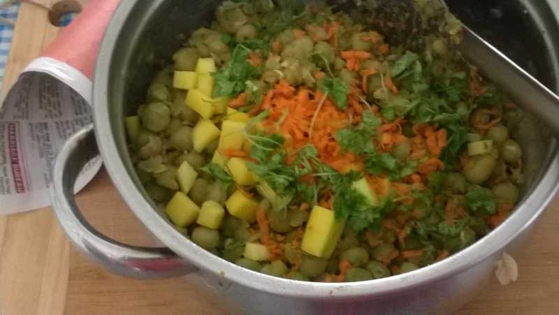 Beach Sundal ( A Lentil Stirfry Sold In Beach)