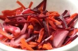 Beat root and carrot salad
