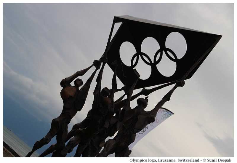 Beautiful Sculptures Of Gymnastics And Yoga