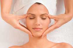 Beauty Deals in Mumbai - Aura Beauty Parlour