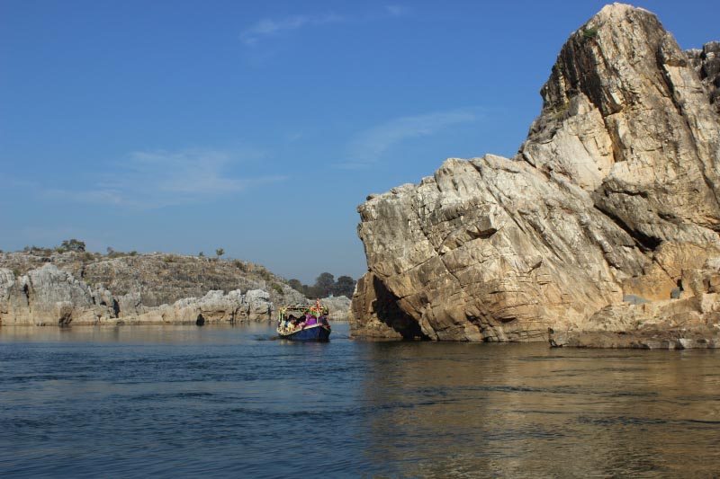 Bedaghat, The Phenomenal Beauty Of White Marble Rocks