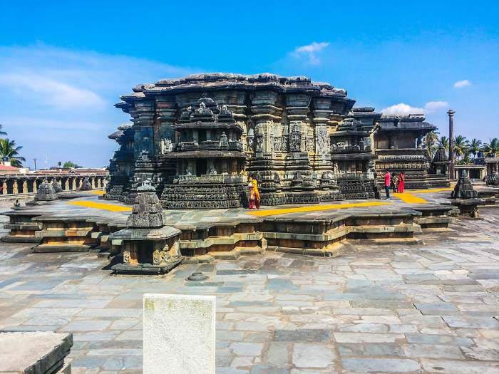 Belur: Intricate Carvings Of A Powerful Empire - Indian Glories