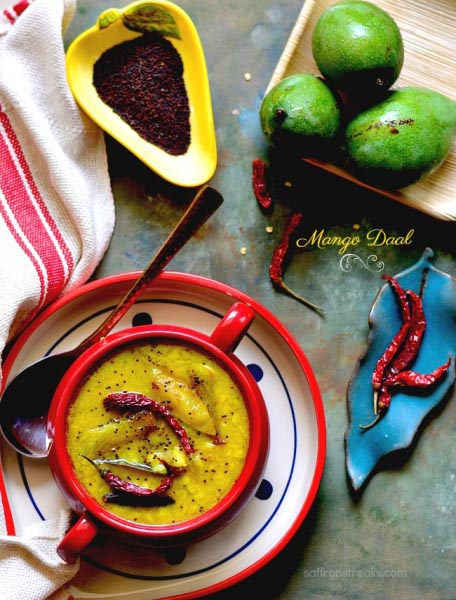 Bengali Tok Dal / Aam Dal / Soupy Green Mango Dal - A Hot Summer Favourite