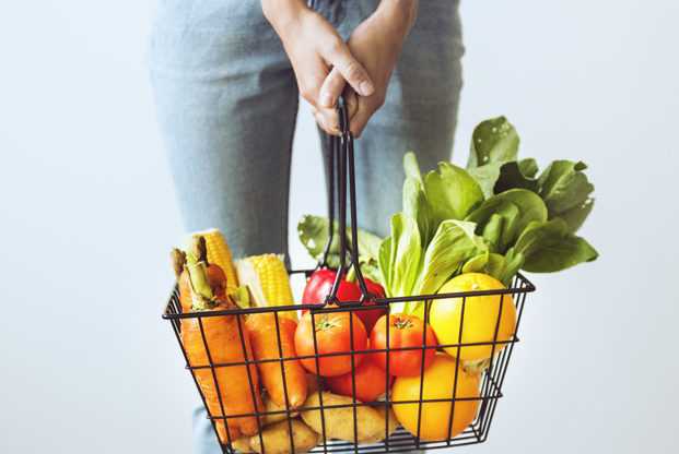 Best Diet For Hyperthyroidism & Hypothroidism - What To Eat & Avoid