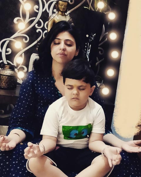 Best Ways To Keep Your Kids Away From TV & Mobiles