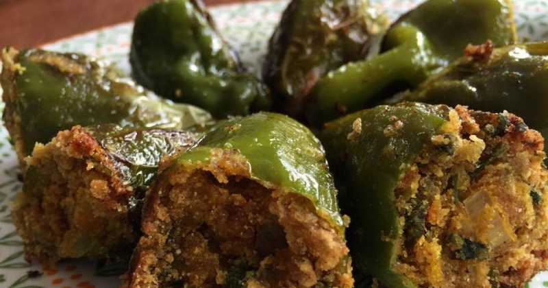 Bhajani Stuffed Capsicum