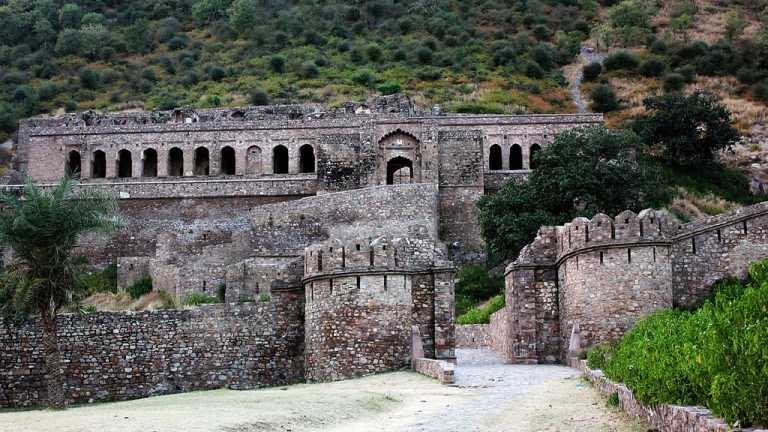 Bhangarh: A Ghostly Detour