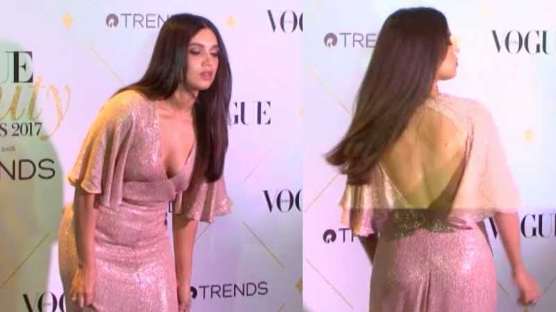 Bhumi Pednekar Hot Pics (Bikini Pics, Malfunction, Navel, Boobs, Armpits) 2019 - Kuch Jano