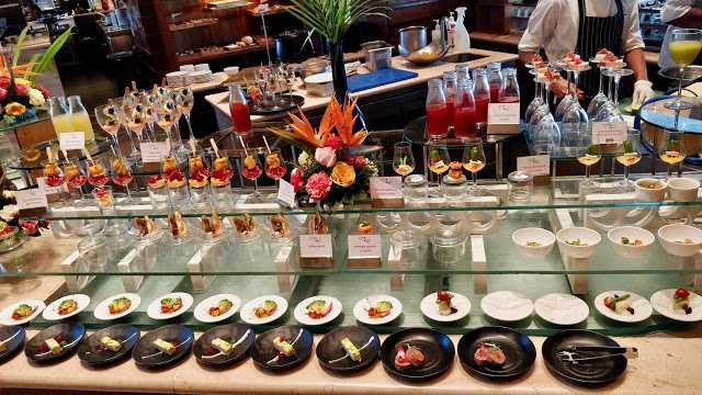 Bingeful Brunch At Hilton Chennai