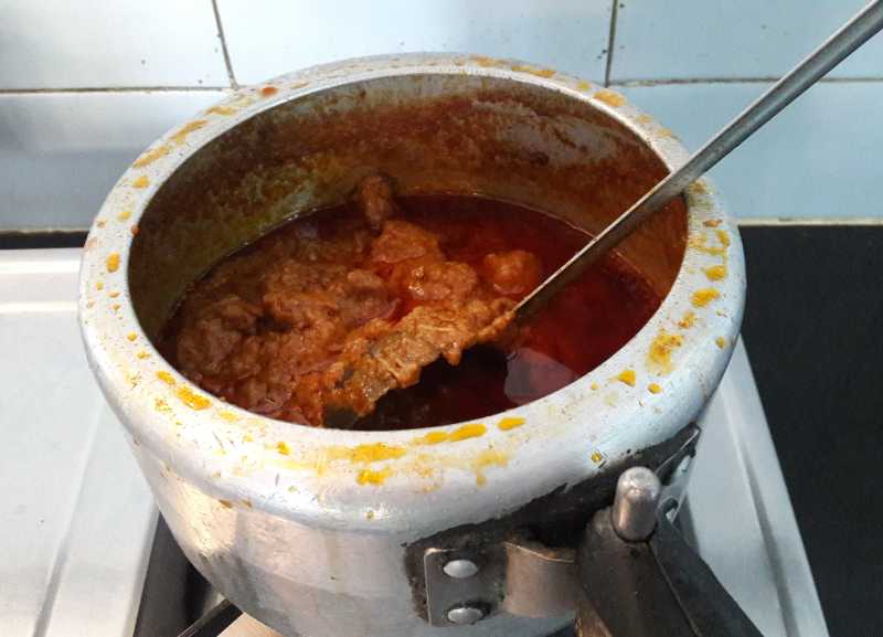 Boneless Chicken In Shahi Gravy