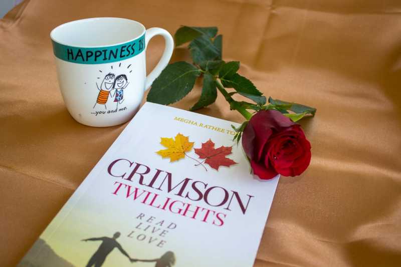 Book Review : Crimson Twilights : Read, Live, Love - The Time Lock