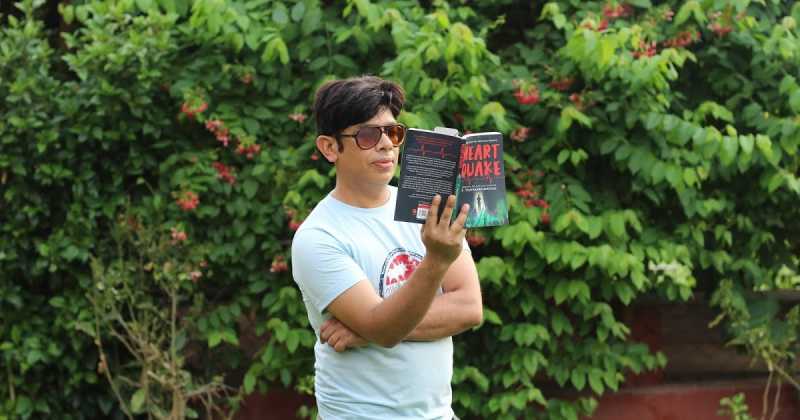 Book Review: Heart Quake By K Vijayakarthikeyan