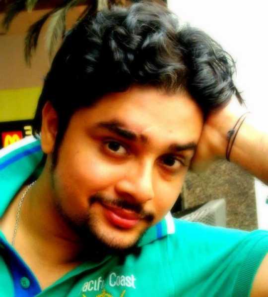 Book Review: How About A Sin Tonight? - Novoneel Chakraborty