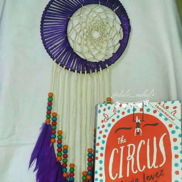 Book Review : The Circus By Olivia Levez