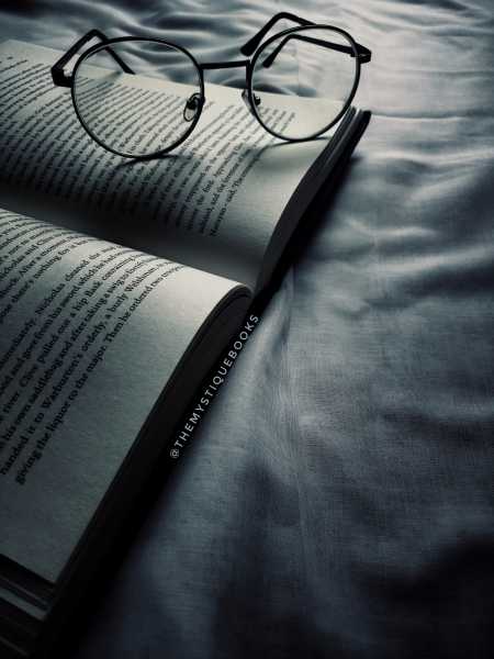 Books, Reading And Book Cafes