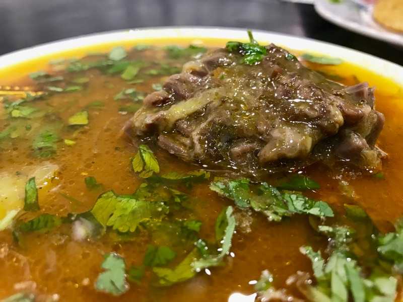 Breakfast Of Nihari, Sondesh & History On The Roads Of Kolkata