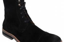 Bring on your winter charm: Buy boots online!