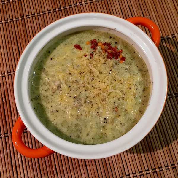 Broccoli Cheese And Chicken Soup