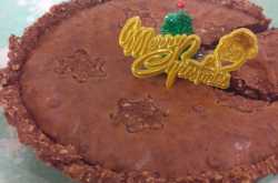 Brownie Tart with Oats Crust - Christmas Special