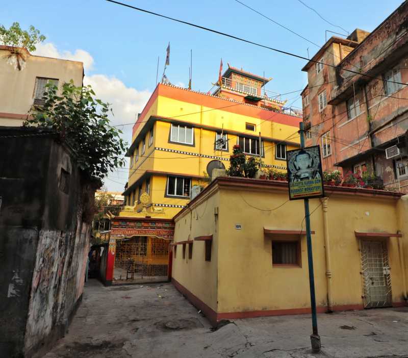 CALCUTTA KARMA GON BUDDHIST MONASTERY … A Sanctuary Amid The Concrete Jungle!