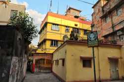 CALCUTTA KARMA GON BUDDHIST MONASTERY … A Sanctuary amid the Concrete Jungle!
