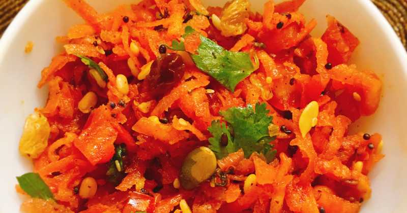CARROT AND TOMATO SALAD