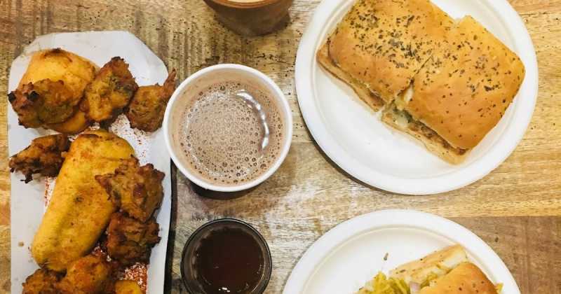 CHAAYOS Mumbai | Chai Snacks Shakes Desserts And More | Food Review | Food Photography