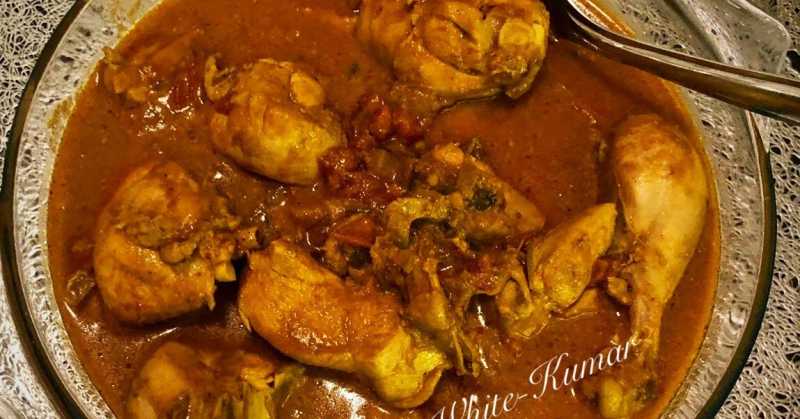 CHICKEN CURRY IN TOMATO AND COCONUT GRAVY