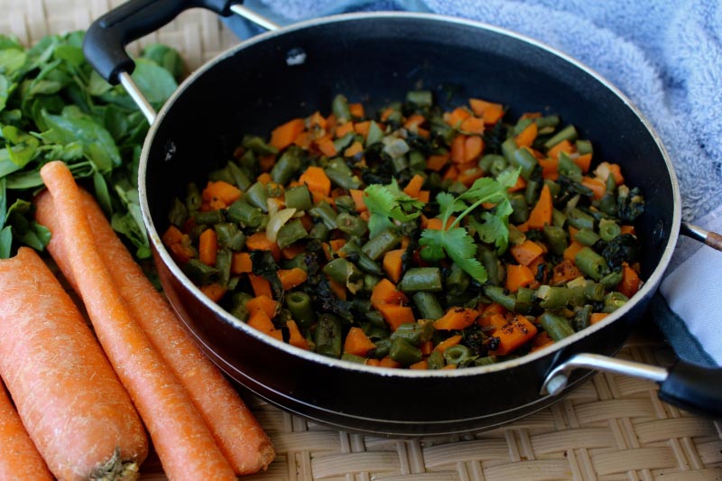 Carrot,Beans And Fenugreek Leaves Stir Fry(Gajar,Beans And Methi Subzi) - A 1tsp Oil Recipe - The Food Samaritan