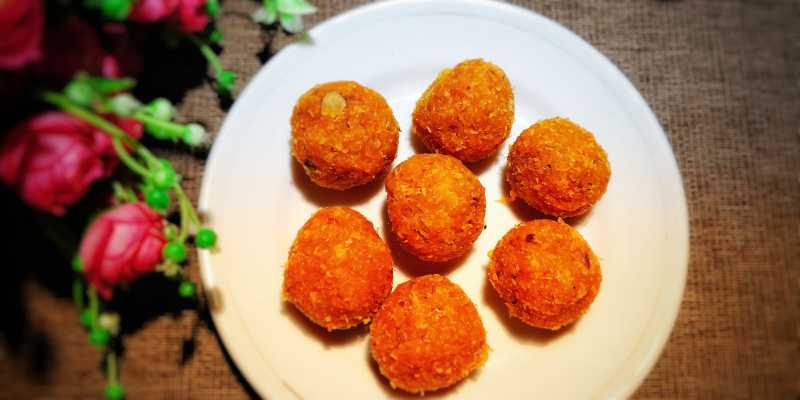 Carrot Laddos! (Gajar Ke Laddo)