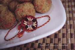 Carrot Ravva Ladoo