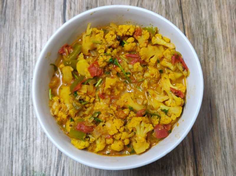 Cauliflower Capsicum Masala | Gobi Capsicum Masala - Nams Corner